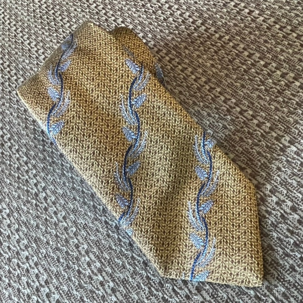 HMS Men's Gold Blue Paisley Silk Necktie Made in Italy Formal‎ Business